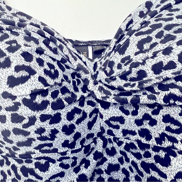 NIPTUCK Swim Australian Joanne Leopard Print One Piece Swimsuit - Picture 4 of 15